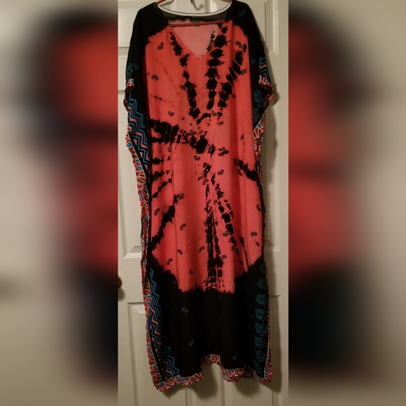 Women's All Over Print Batwing Sleeve V Neck Multicolor - Picture 1 of 3